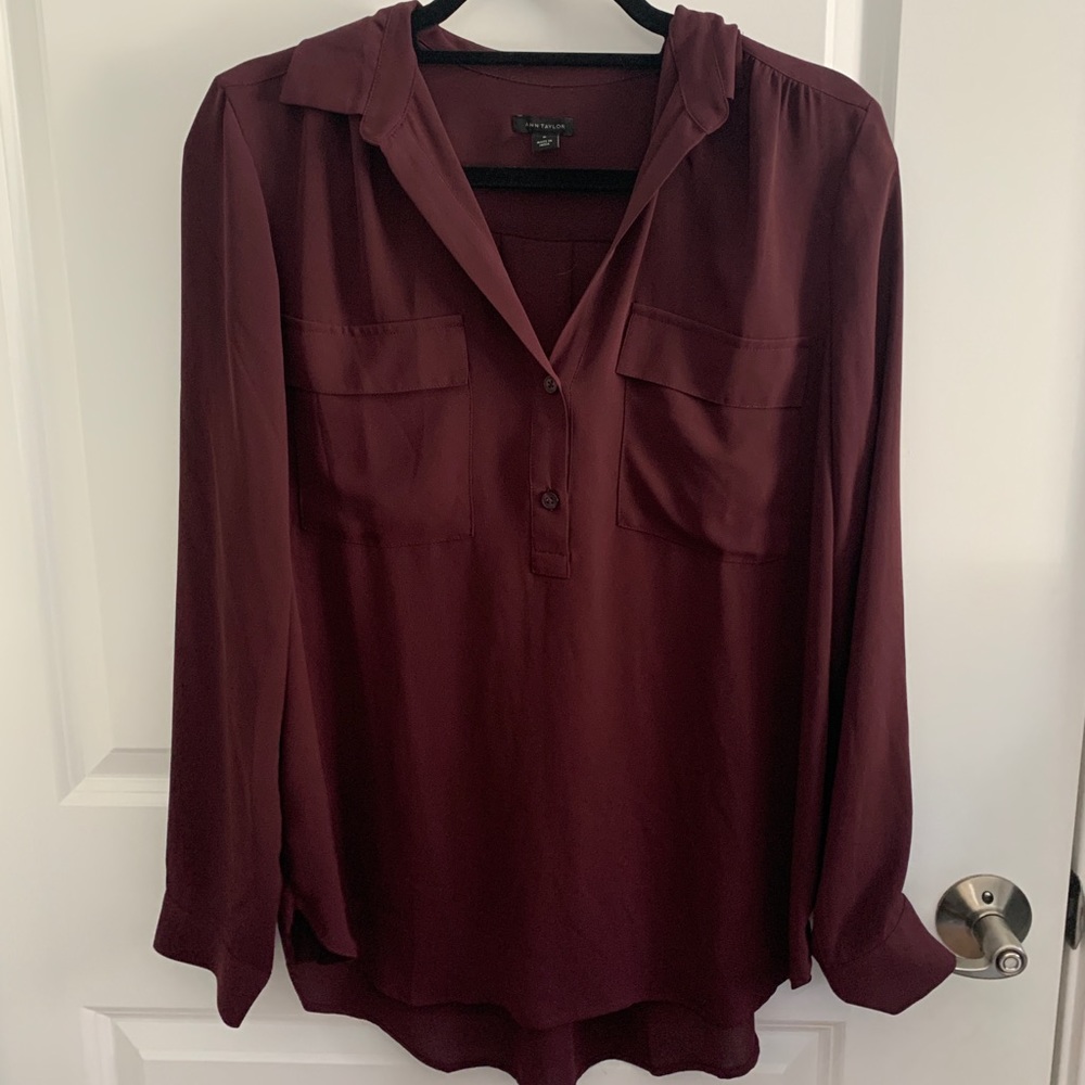 V-neck button long sleeve blouse